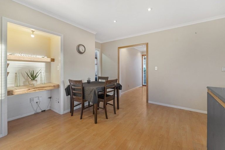 Photo of property in 27 Eatwell Avenue, Paraparaumu Beach, Paraparaumu, 5032