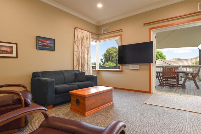 Photo of property in 33 Mckenzie Road, Owhata, Rotorua, 3010