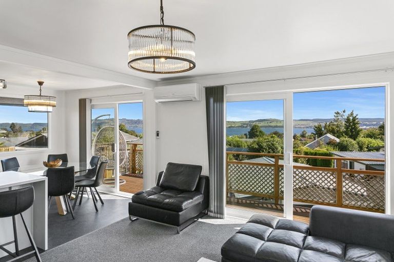 Photo of property in 10 Kensington Place, Richmond Heights, Taupo, 3330