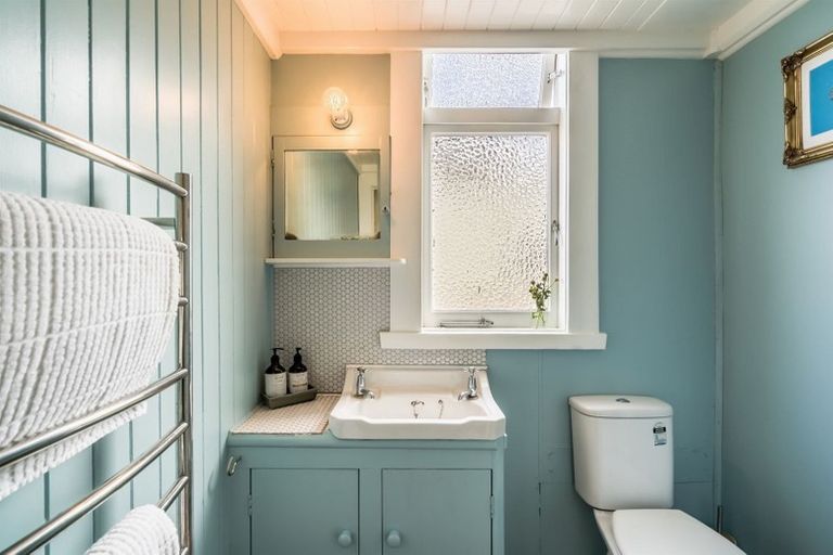 Photo of property in 14 Richmond Avenue, Northcote Point, Auckland, 0627