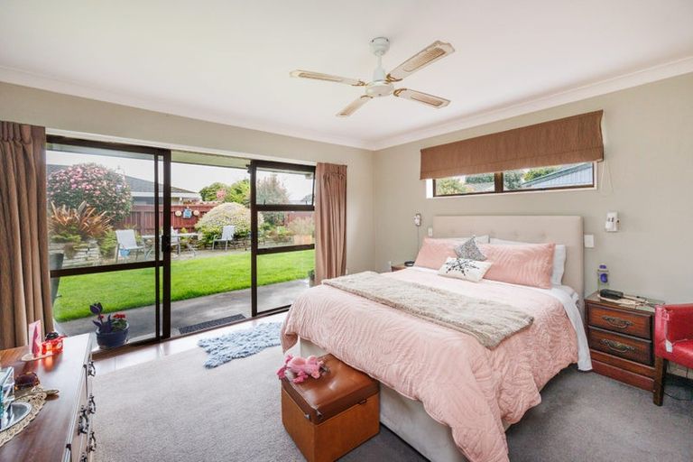 Photo of property in 135 Amberley Avenue, Highbury, Palmerston North, 4412