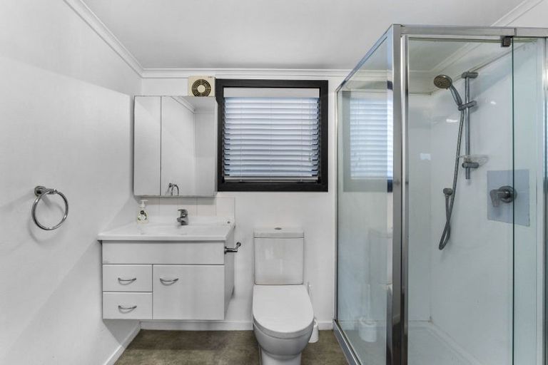 Photo of property in 5 Kowhai Road, Whenuapai, Auckland, 0618