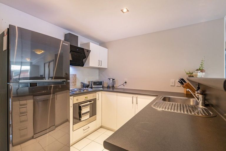 Photo of property in 2/14 Brougham Street, Addington, Christchurch, 8024