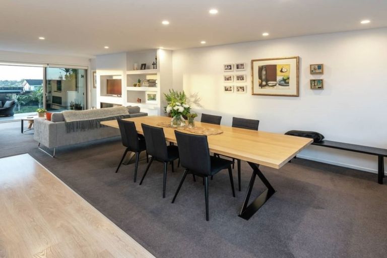 Photo of property in 74 Fisher Parade, Sunnyhills, Auckland, 2010