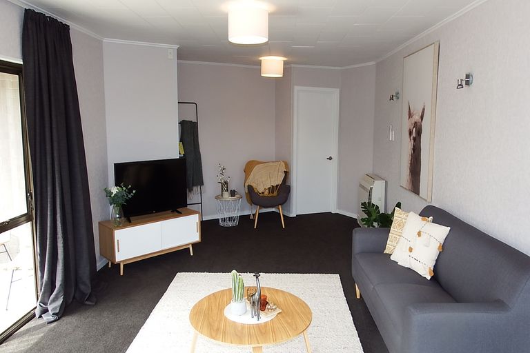 Photo of property in 35 John Street, Otatara, Invercargill, 9879