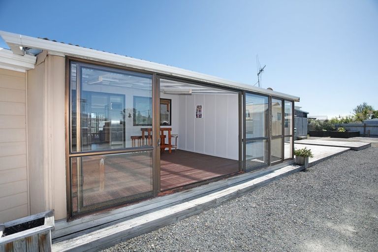 Photo of property in 75 Seabury Avenue, Foxton Beach, Foxton, 4815