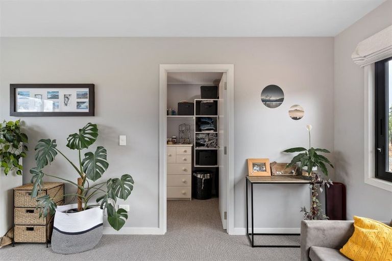 Photo of property in 17 Sam John Place, Lake Hawea, Wanaka, 9382