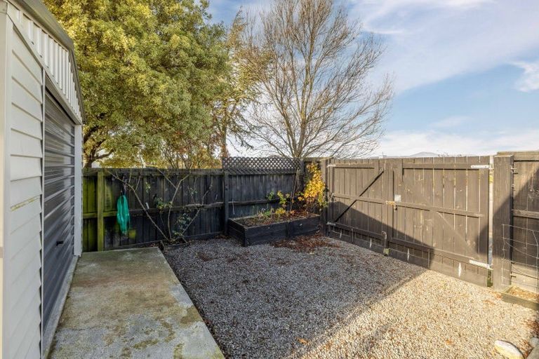 Photo of property in 52 Acacia Avenue, Rangiora, 7400