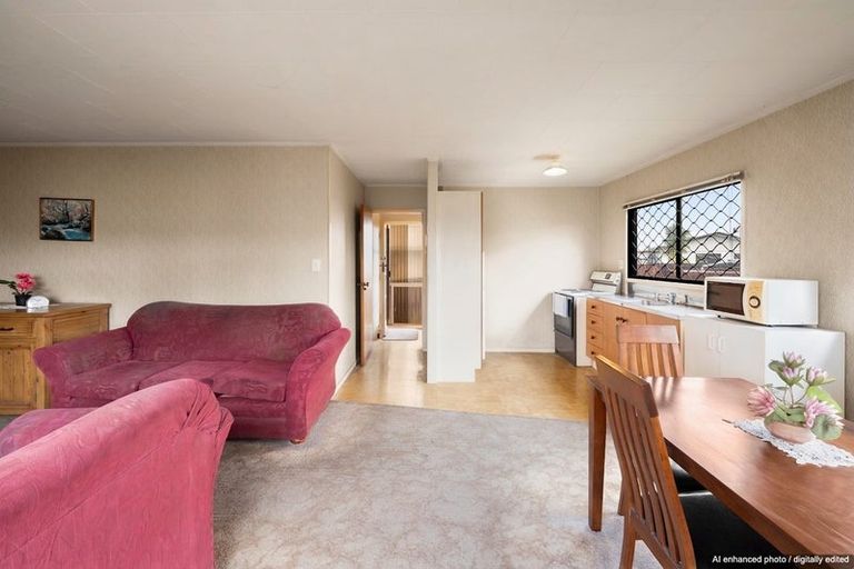 Photo of property in 1/81 Redcrest Avenue, Red Hill, Papakura, 2110