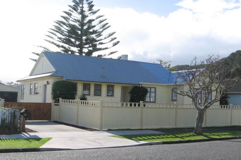 Photo of property in 13 Rumgay Street, Fairfield, Lower Hutt, 5011