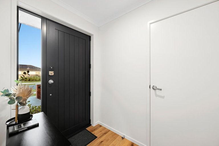 Photo of property in 15 Timatanga Road, Temple View, 3218