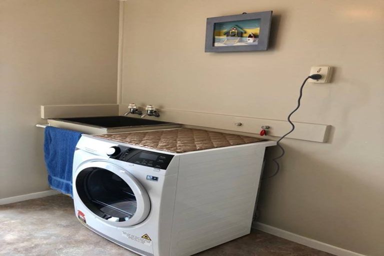 Photo of property in 16 Brookfield Terrace, Brookfield, Tauranga, 3110