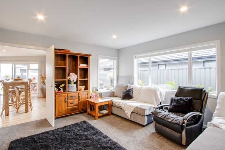 Photo of property in 18 Arrow Place, Te Awa, Napier, 4110