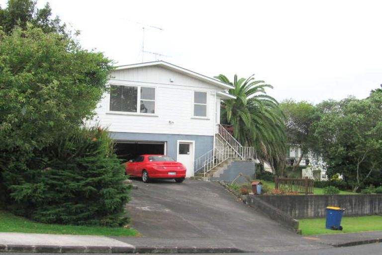 Photo of property in 19 Nandana Drive, Glen Eden, Auckland, 0602