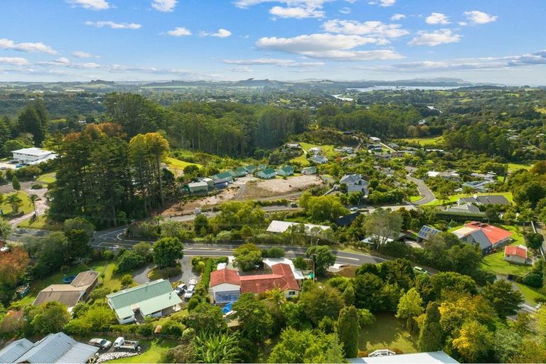 Photo of property in 108 Hone Heke Road, Kerikeri, 0230