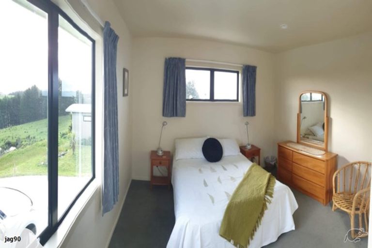 Photo of property in 49 Spicer Road, Cable Bay, 0420