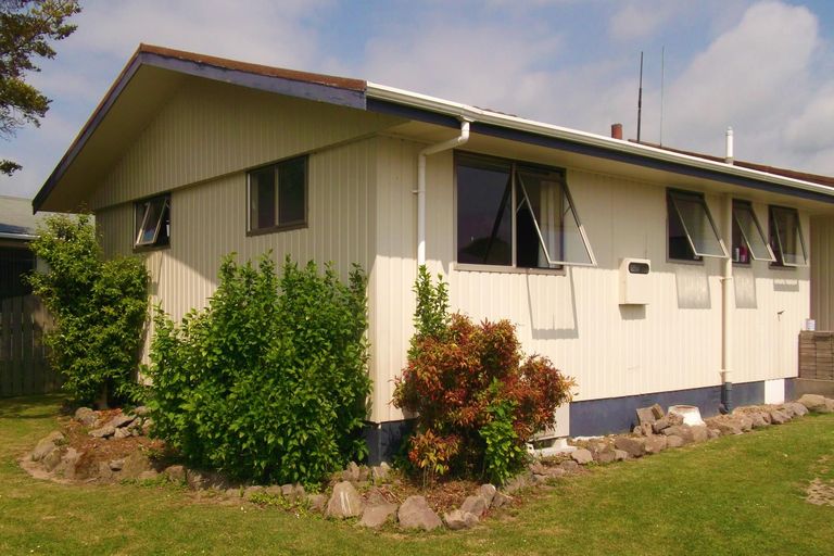 Photo of property in 55 Puriri Crescent, Edgecumbe, 3120
