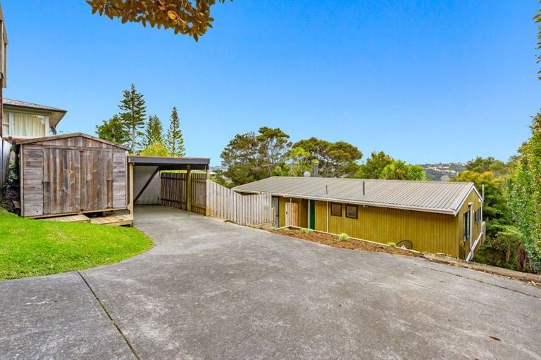 Photo of property in 2/19 Seaview Road, Glenfield, Auckland, 0629