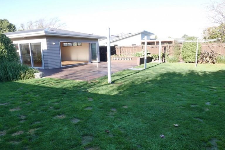 Photo of property in 17 Gardiners Road, Bishopdale, Christchurch, 8051