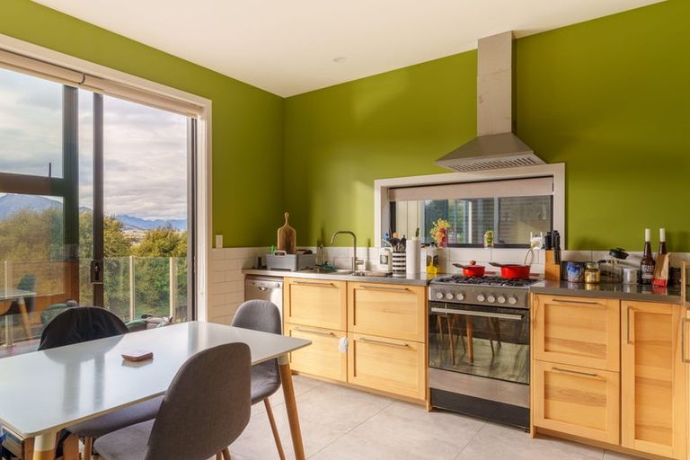 Photo of property in 16 Hidden Hills Drive, Wanaka, 9305