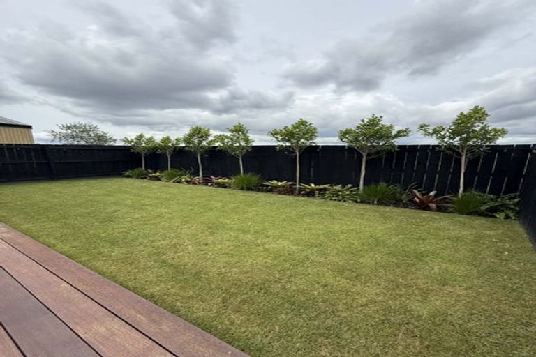 Photo of property in 8 Berba Lane, Westgate, Auckland, 0814