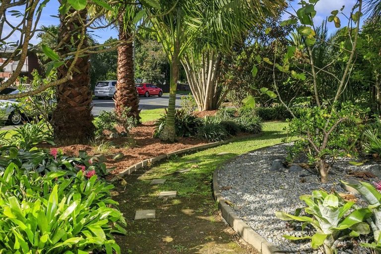 Photo of property in 36 Awaruku Road, Torbay, Auckland, 0630