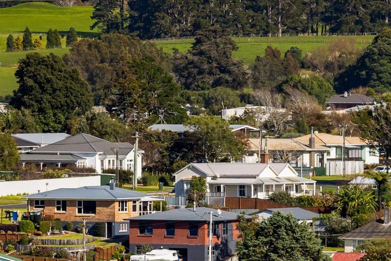 Photo of property in 2 Broadway, Waitara, 4320