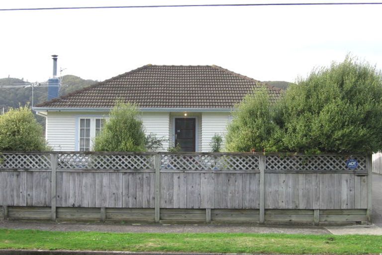 Photo of property in 4 Foster Street, Taita, Lower Hutt, 5011