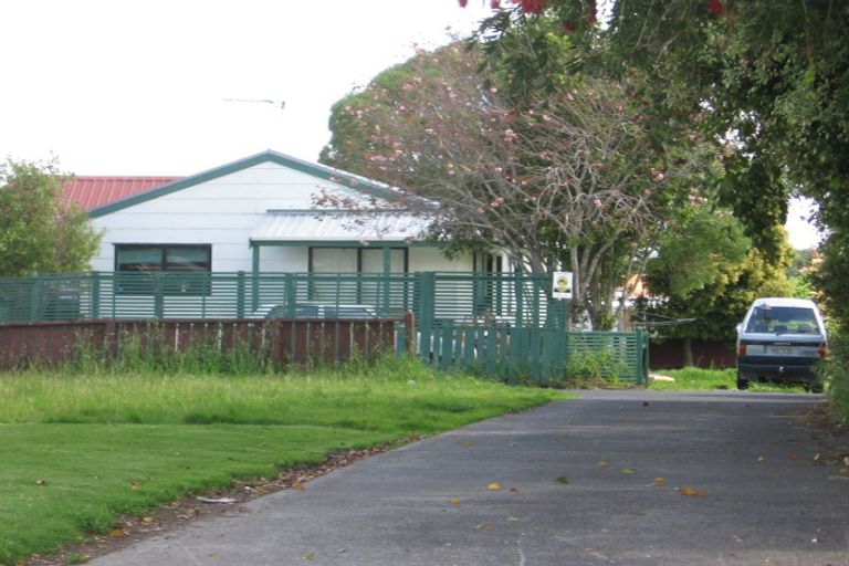 Photo of property in 2/26 Mcdonald Road, Papatoetoe, Auckland, 2025