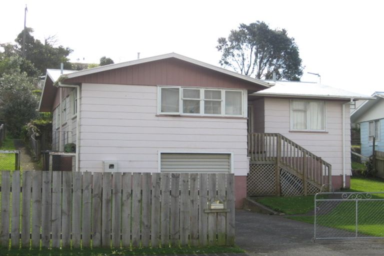 Photo of property in 8 Regent Place, Blagdon, New Plymouth, 4310