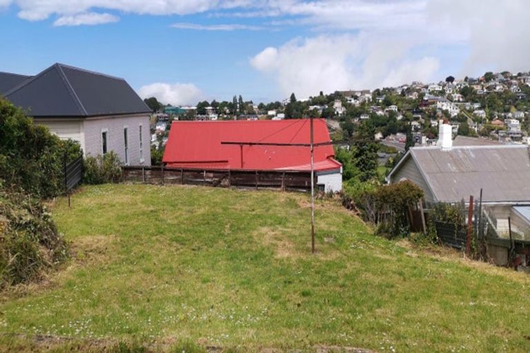 Photo of property in 19 Farley Street, Kaikorai, Dunedin, 9010