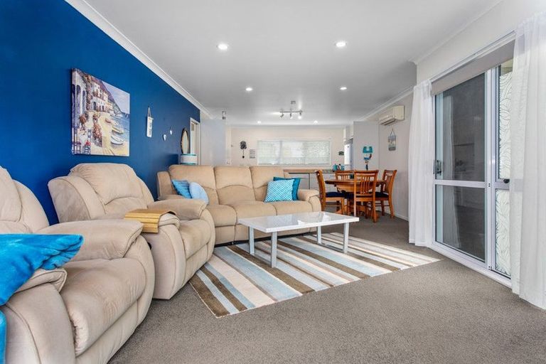 Photo of property in 2/27a Churchill Street, Whakatane, 3120