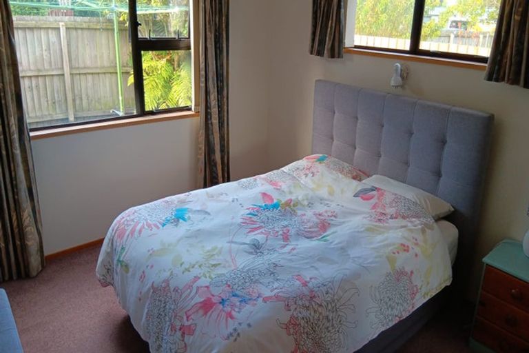Photo of property in 4 Aztec Place, Redwood, Christchurch, 8051
