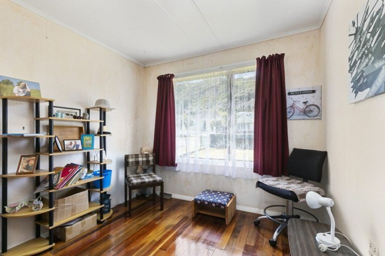 Photo of property in 19 Thirlmere Street, Wainuiomata, Lower Hutt, 5014