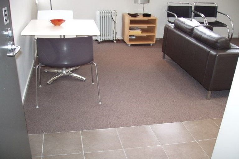 Photo of property in 12 Majoribanks Street, Mount Victoria, Wellington, 6011