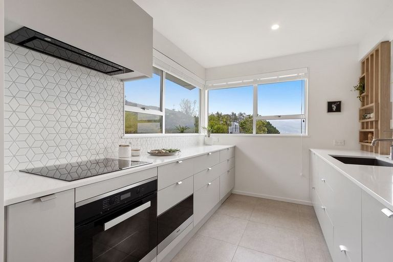Photo of property in 20 Harbour View Terrace, Cass Bay, Lyttelton, 8082