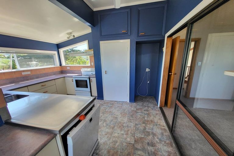 Photo of property in 13 Thompson Road, Bluff Hill, Napier, 4110