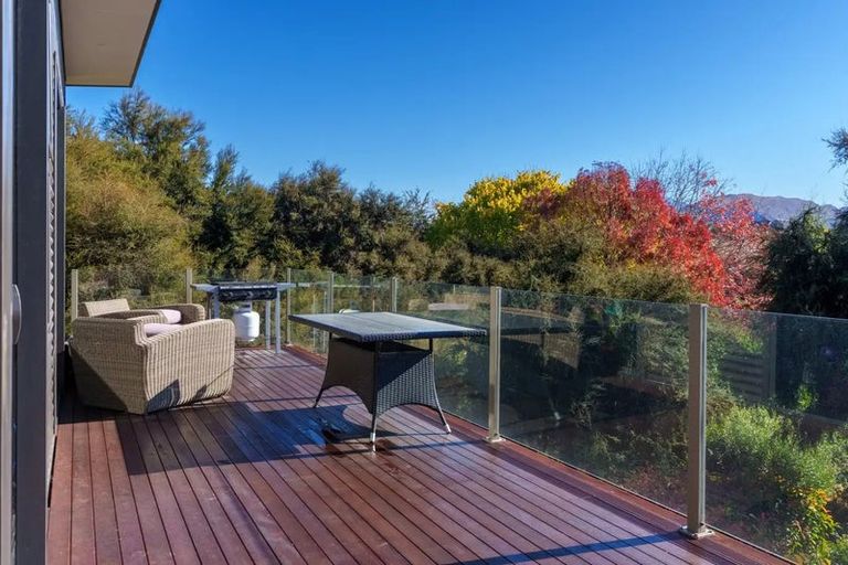 Photo of property in 16 Hidden Hills Drive, Wanaka, 9305