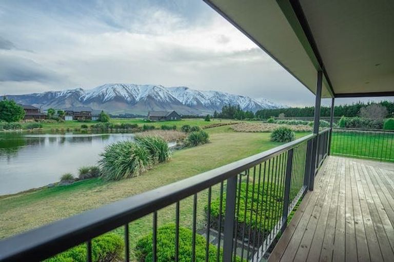 Photo of property in 623 Coleridge Road, Windwhistle, Hororata, 7572