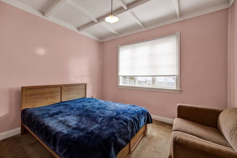 Photo of property in 6 Devon Street, Patea, 4520