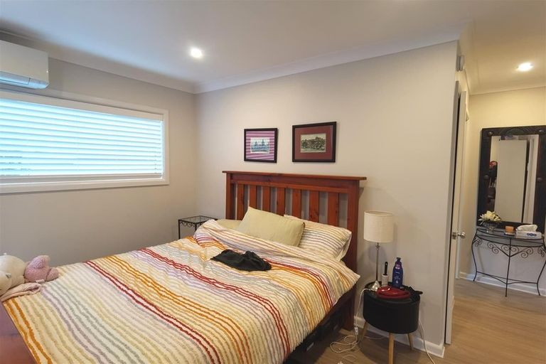 Photo of property in 172 Mellons Bay Road, Mellons Bay, Auckland, 2014