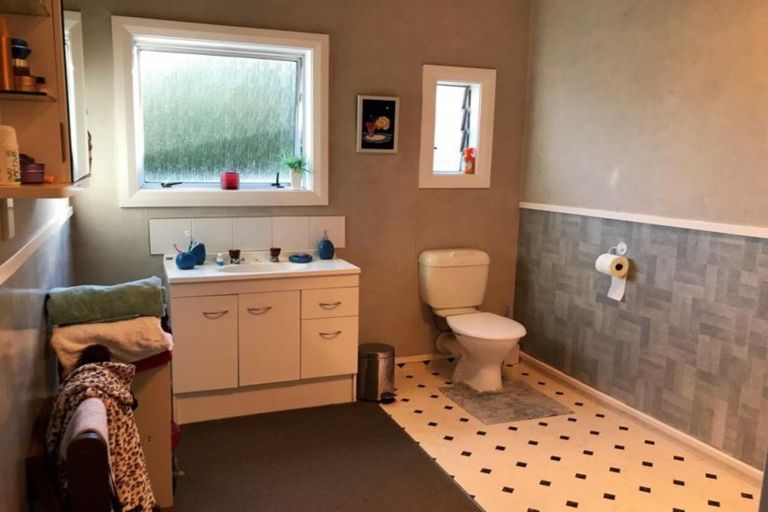 Photo of property in 216 Clyde Street, Balclutha, 9230