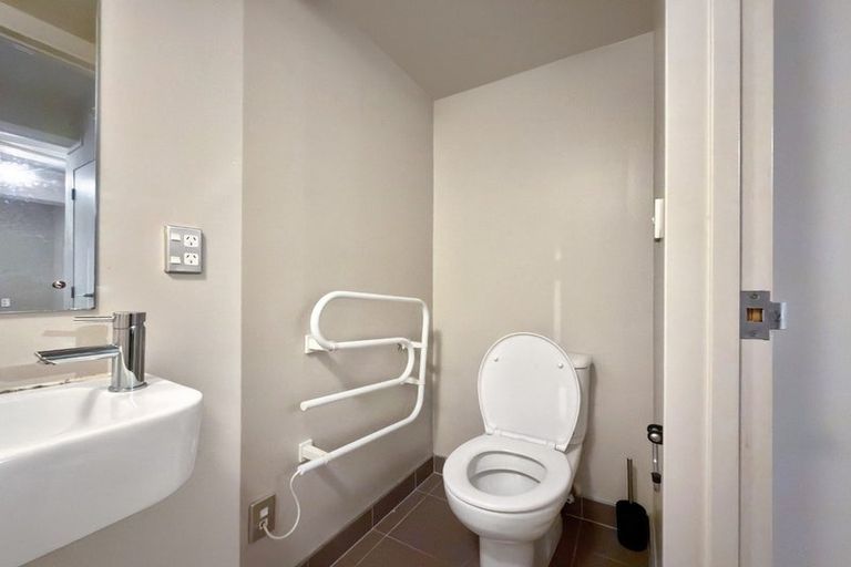 Photo of property in Vespa Apartments, 203/20 Hanson Street, Mount Cook, Wellington, 6021