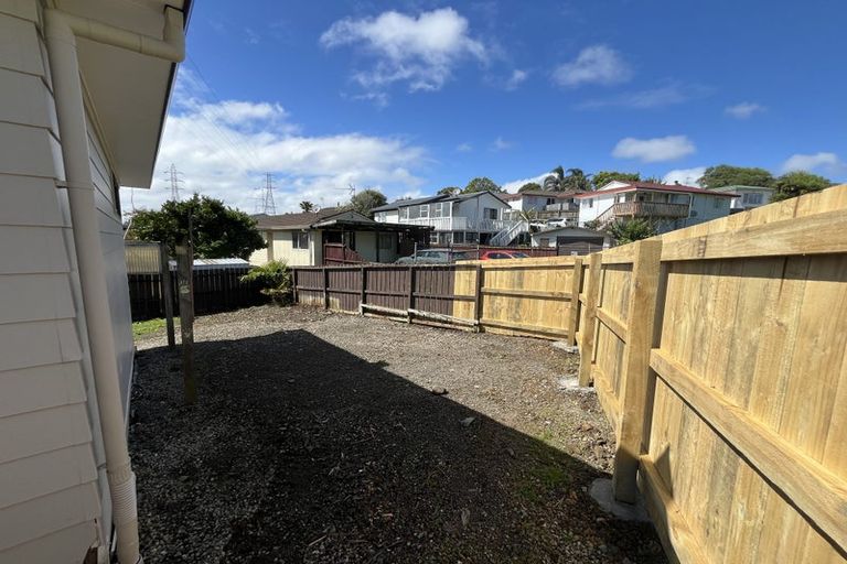 Photo of property in 87 Keegan Drive, Massey, Auckland, 0614