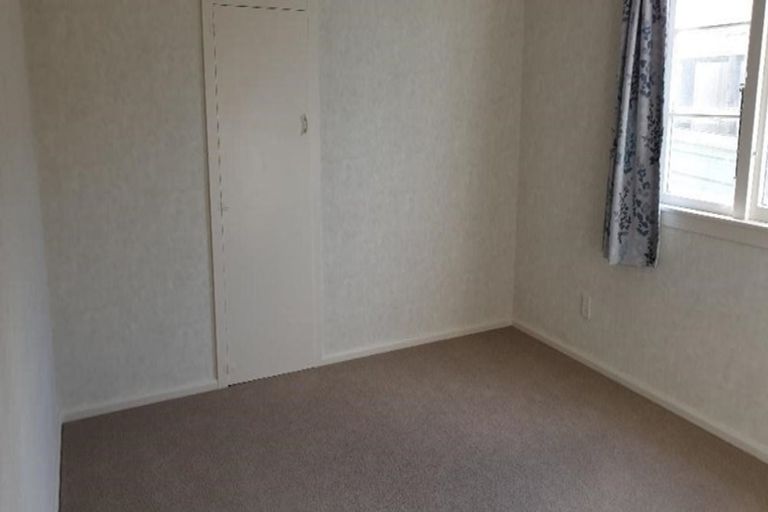 Photo of property in 12 Leicester Street, Patea, 4520