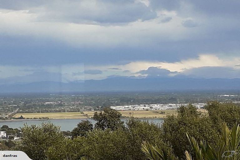 Photo of property in 74 Glenstrae Road, Redcliffs, Christchurch, 8081