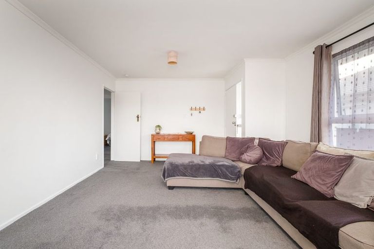 Photo of property in 1/53 Bassett Street, Burwood, Christchurch, 8083