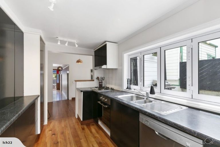 Photo of property in 59 Moxham Avenue, Hataitai, Wellington, 6021