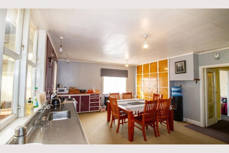 Photo of property in 25 Mount View Street, Raetihi, 4632