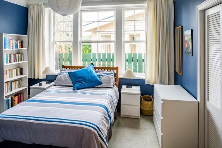 Photo of property in 67 Oroua Street, Eastbourne, Lower Hutt, 5013